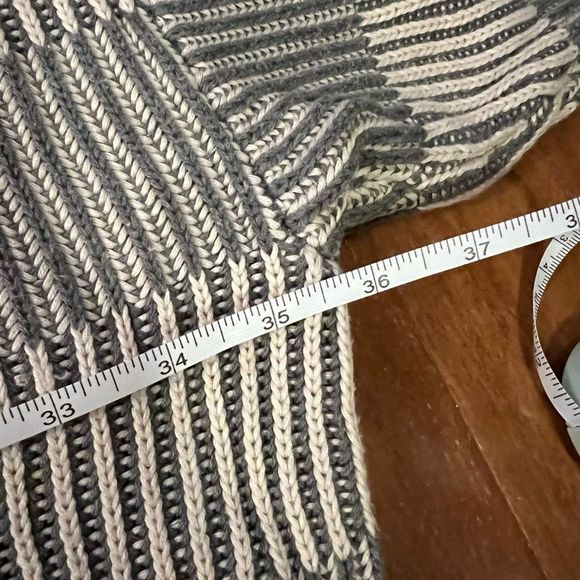 Easel | Boutique Oversized Striped Ribbed Sweater Gray Large - Picture 11 of 14